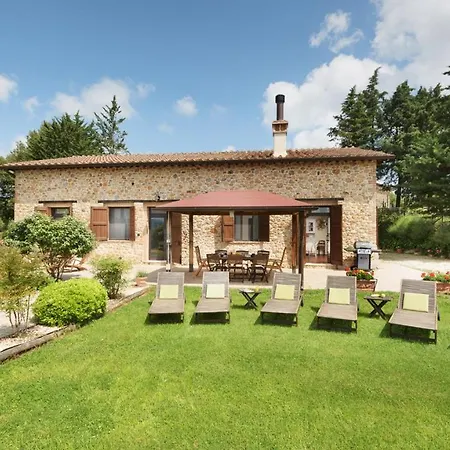 Villa L'ovile 8, Emma Sovicille